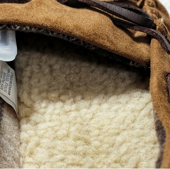 NWT "Cat & Jack" boys Lionel Moccasin Slippers - Picture 8 of 8